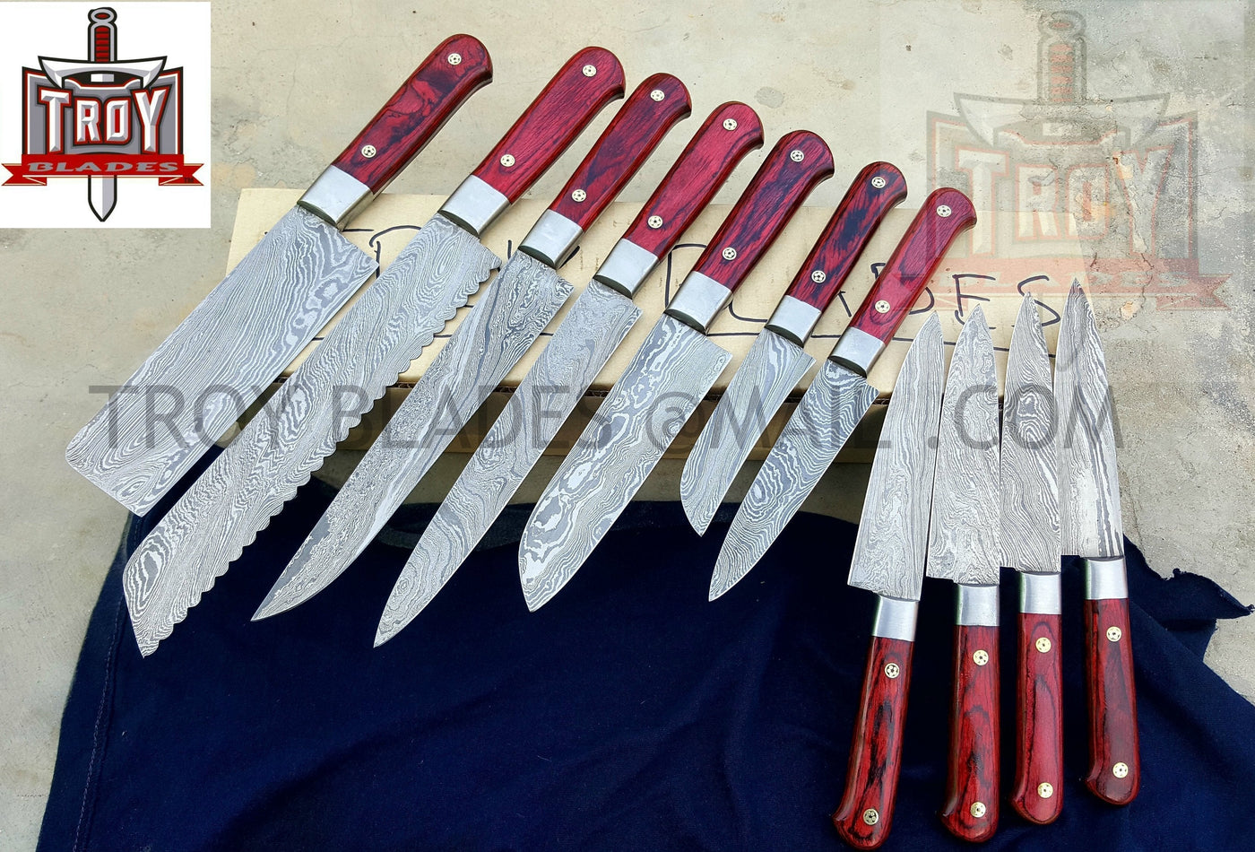 Custom hand made Damascus steel kitchen knives set with 4 Steak knives - Troy Blades