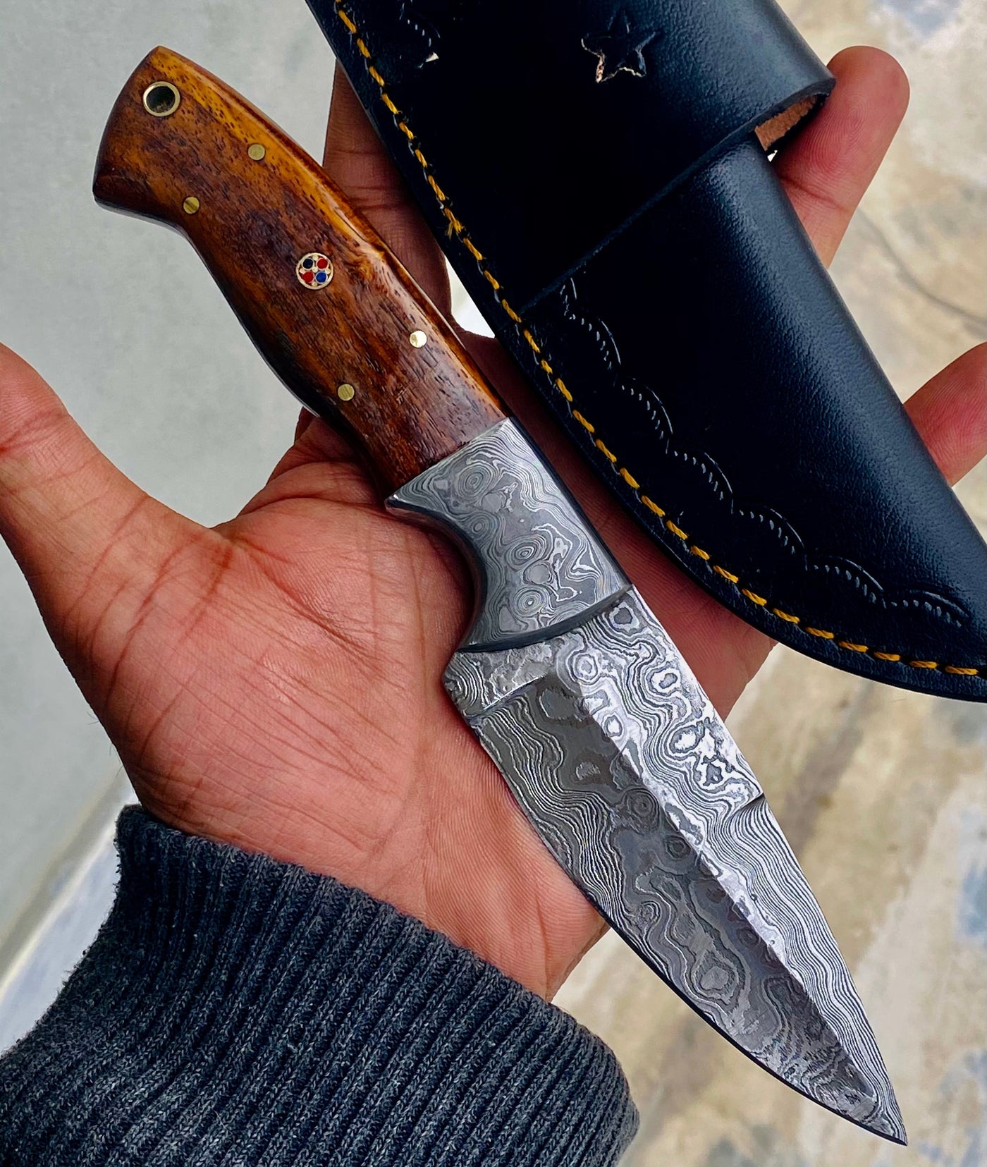 GIFT SERIES Custom Handmade Damascus Hunting skinning knife with Leather sheathe - Troy Blades