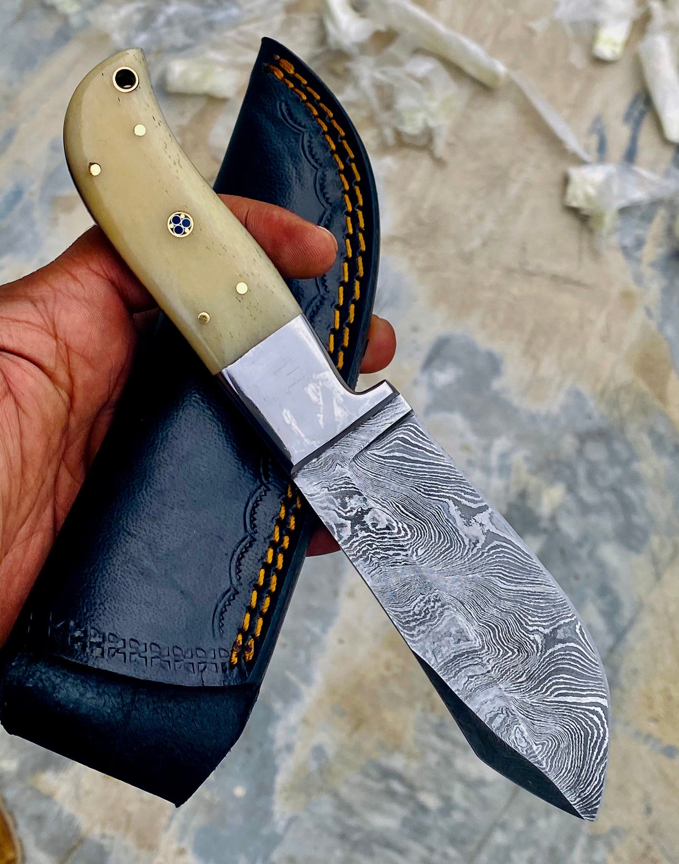 GIFT SERIES Custom Handmade Damascus Hunting skinning knife with Leather sheathe - Troy Blades