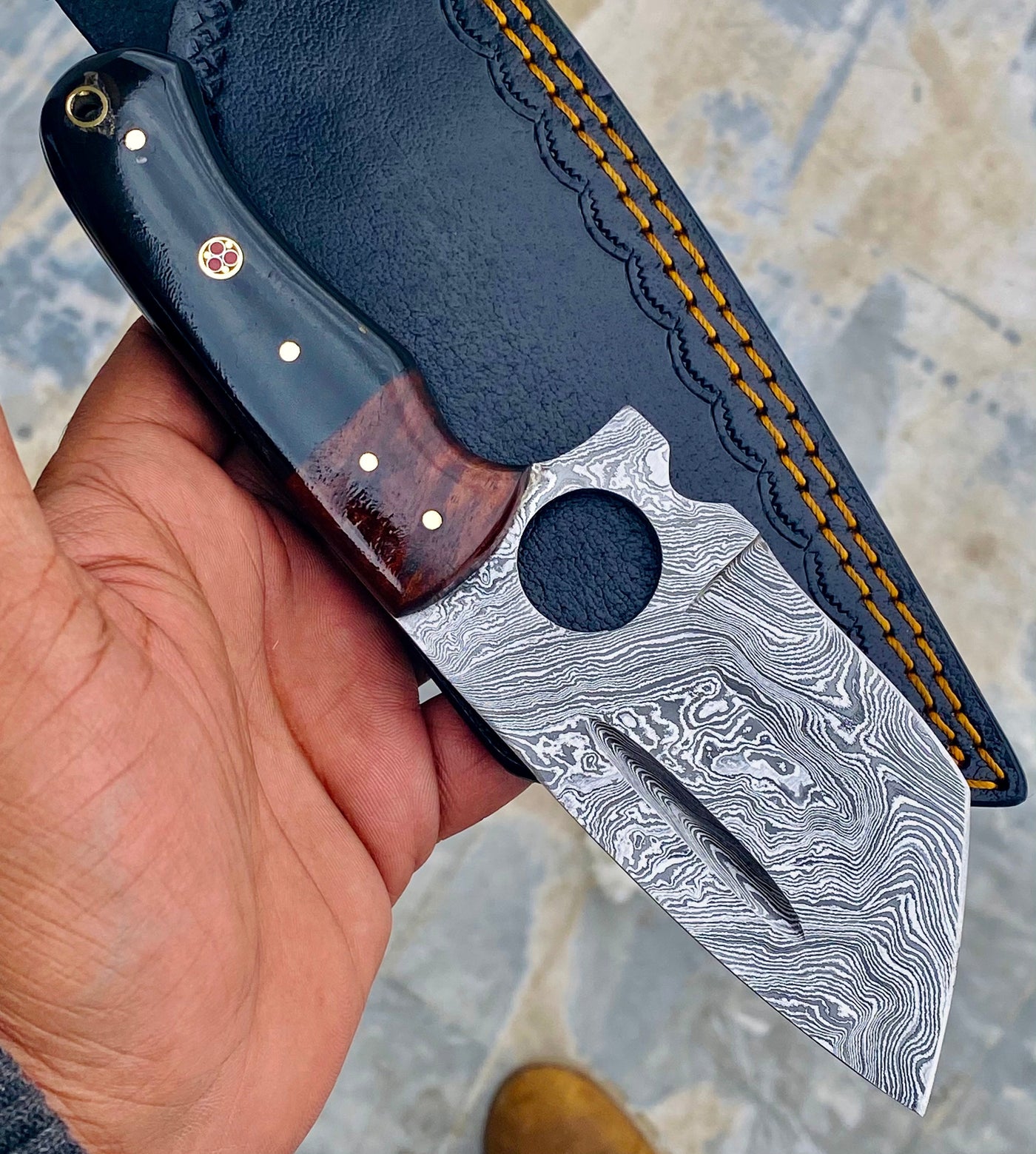GIFT SERIES Custom Handmade Damascus Hunting skinning knife with Leather sheathe - Troy Blades