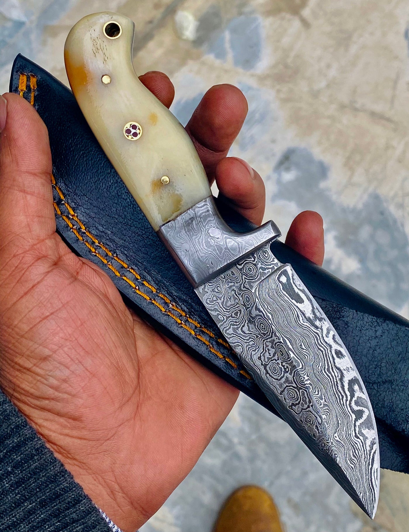 GIFT SERIES Custom Handmade Damascus Hunting skinning knife with Leather sheathe - Troy Blades