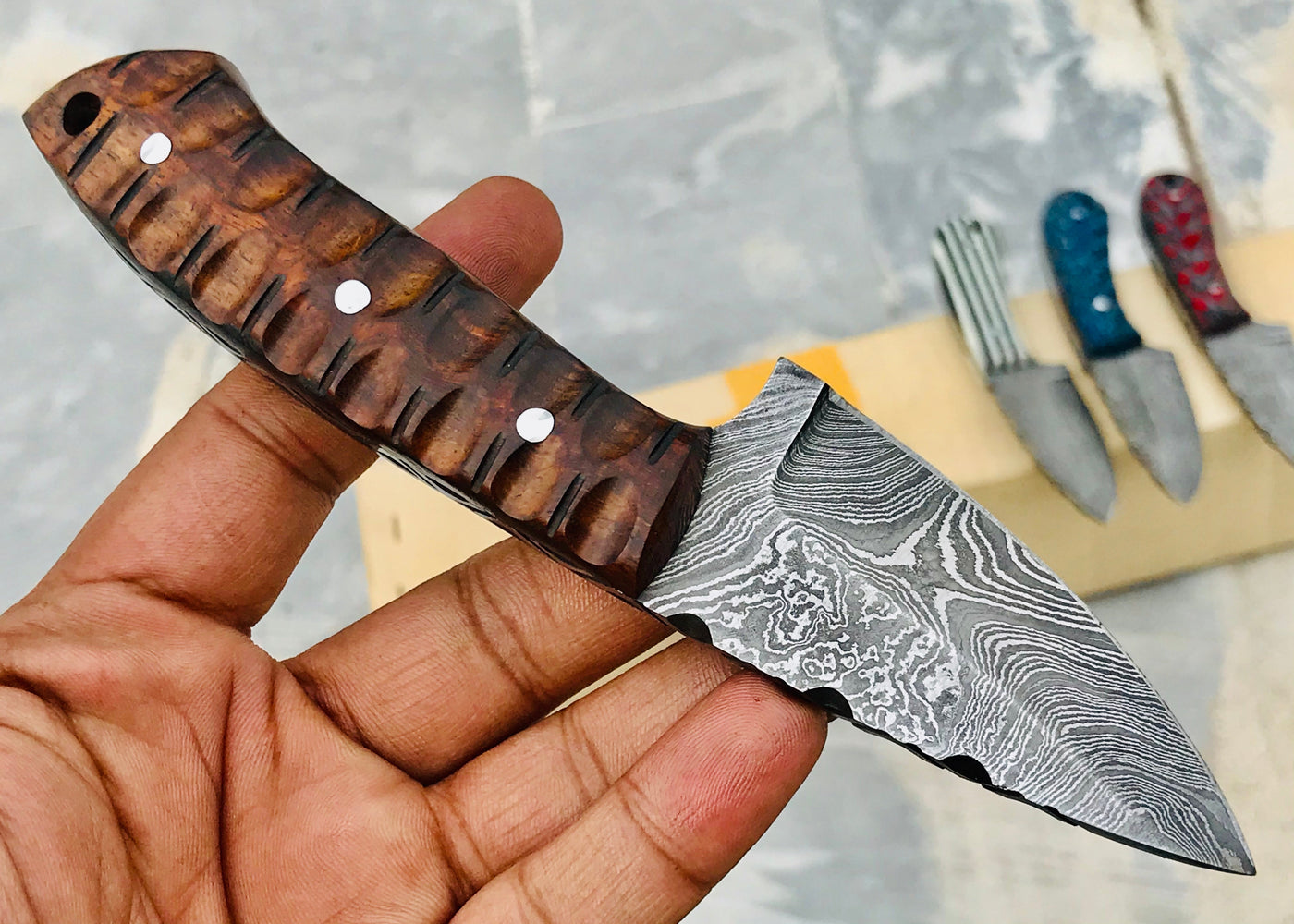 Huntwise Special Custom Handmade Damascus Knife - Troy Blades