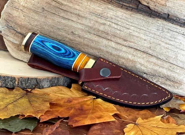 Brand new custom made hunting knife also comes with leather sheath. - Troy Blades
