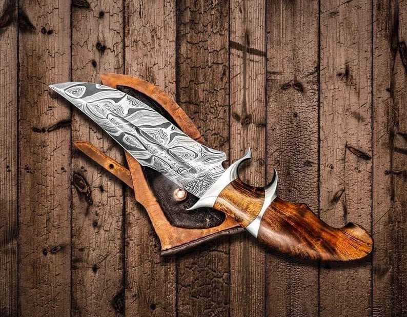 Beautiful Custom Handmade Damascus Dual Finger Guards with leather sheathe - Troy Blades
